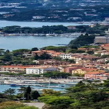 아파트 Sisi 오파티아